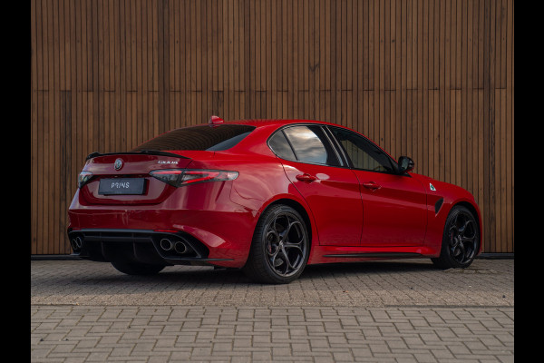 Alfa Romeo Giulia 2.9 V6 Quadrifoglio | Harman/Kardon | Adapt. cruise | Carplay | Carbon stuur