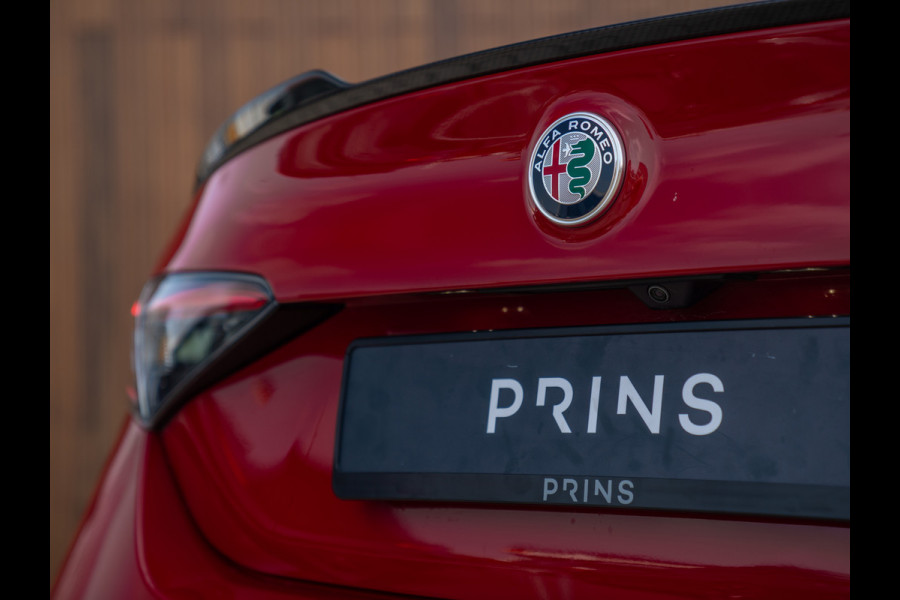 Alfa Romeo Giulia 2.9 V6 Quadrifoglio | Harman/Kardon | Adapt. cruise | Carplay | Carbon stuur