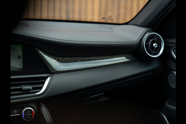 Alfa Romeo Giulia 2.9 V6 Quadrifoglio | Harman/Kardon | Adapt. cruise | Carplay | Carbon stuur
