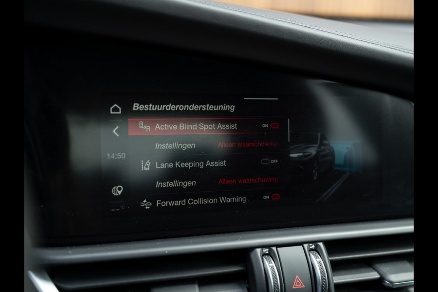 Alfa Romeo Giulia 2.9 V6 Quadrifoglio | Harman/Kardon | Adapt. cruise | Carplay | Carbon stuur