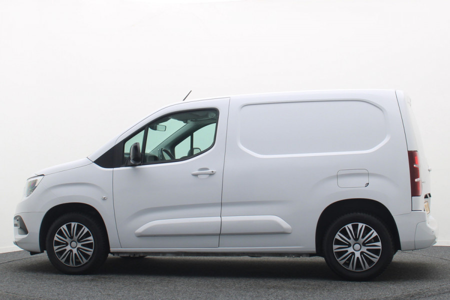 Opel Combo 1.5D L1H1 Automaat Airco, Cruise, Apple Carplay, Stuurwielverwarming, Rijstrooksensor, DAB, PDC