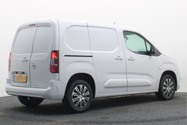 Opel Combo 1.5D L1H1 Automaat Airco, Cruise, Apple Carplay, Stuurwielverwarming, Rijstrooksensor, DAB, PDC