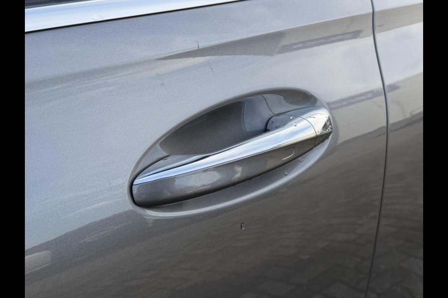 Mercedes-Benz B-Klasse 250 e 17"/Leder/Panoramadak/Matrix LED/Keyless/Stoelverwarming/Sfeerverlichting/Camera/PDC v+a/