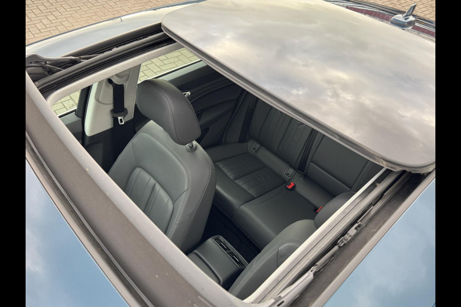 Audi e-tron Sportback 55 quattro Business edition Plus 95 kWh NL-AUTO | PANODAK | CAMERA