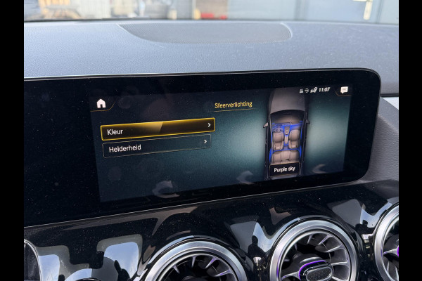 Mercedes-Benz B-Klasse 250 e 17"/Leder/Panoramadak/Matrix LED/Keyless/Stoelverwarming/Sfeerverlichting/Camera/PDC v+a/
