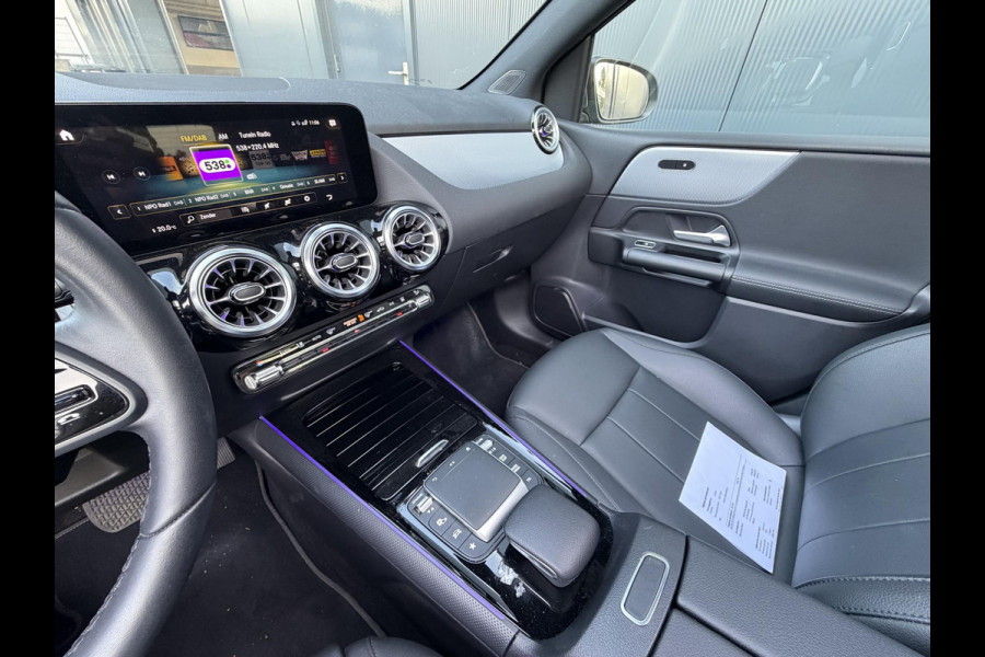 Mercedes-Benz B-Klasse 250 e 17"/Leder/Panoramadak/Matrix LED/Keyless/Stoelverwarming/Sfeerverlichting/Camera/PDC v+a/