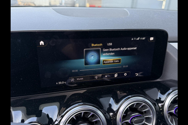 Mercedes-Benz B-Klasse 250 e 17"/Leder/Panoramadak/Matrix LED/Keyless/Stoelverwarming/Sfeerverlichting/Camera/PDC v+a/