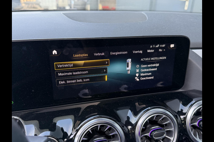 Mercedes-Benz B-Klasse 250 e 17"/Leder/Panoramadak/Matrix LED/Keyless/Stoelverwarming/Sfeerverlichting/Camera/PDC v+a/