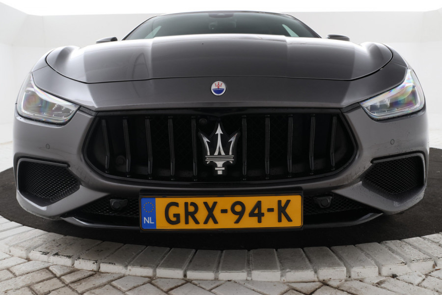 Maserati Ghibli 2.0 MHEV GranSport Schuif/Kanteldak, 360 Camera, Volleder