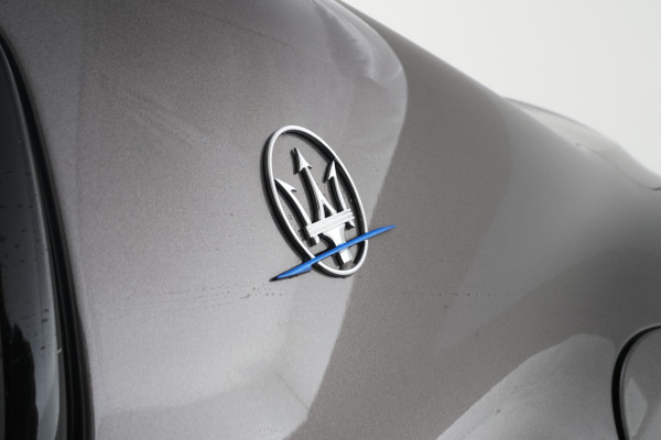 Maserati Ghibli 2.0 MHEV GranSport Schuif/Kanteldak, 360 Camera, Volleder