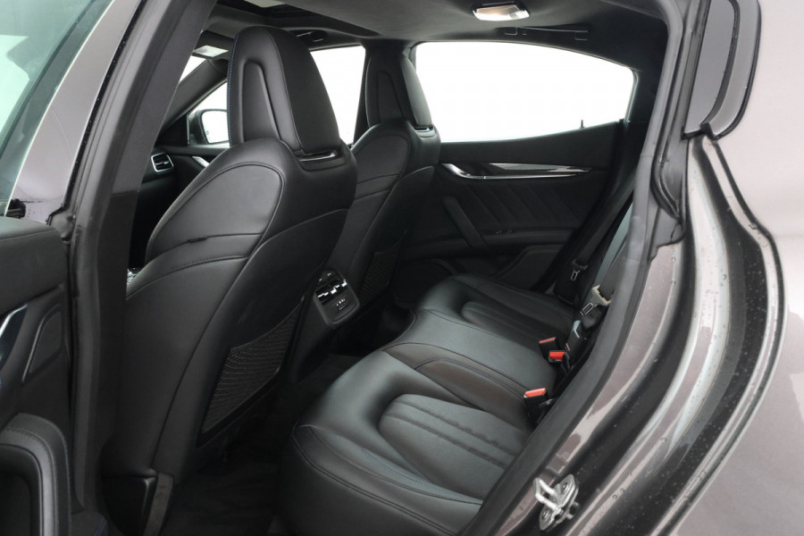 Maserati Ghibli 2.0 MHEV GranSport Schuif/Kanteldak, 360 Camera, Volleder