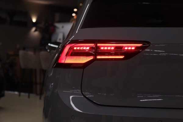 Volkswagen Golf 1.4 eHybrid GTE BLACKSTYLE/PANO/CARPLAY/SFEERVER/VOL