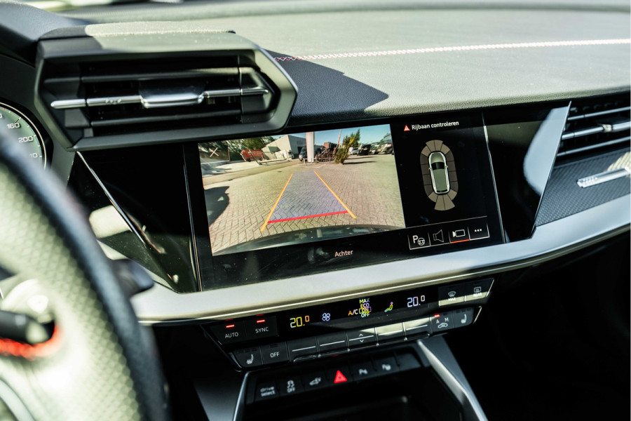 Audi A3 Sportback 45 TFSI e S edition Competition | ACC | B&O | HUD