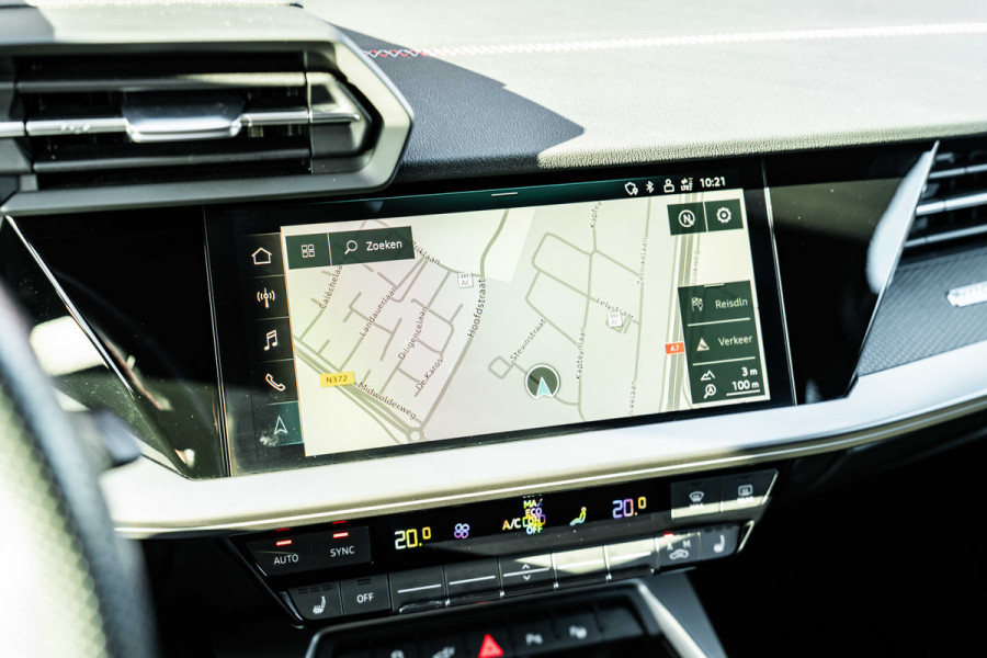 Audi A3 Sportback 45 TFSI e S edition Competition | ACC | B&O | HUD