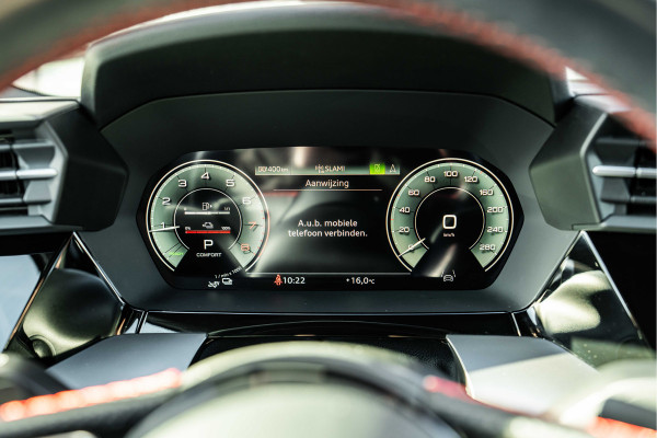 Audi A3 Sportback 45 TFSI e S edition Competition | ACC | B&O | HUD