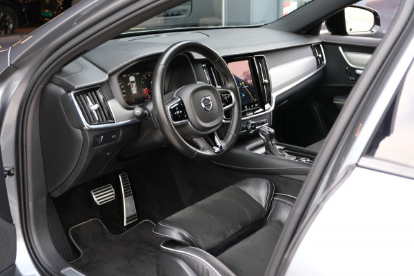 Volvo V90 2.0 T5 R-Design *59dkm* |Wegklapbare Trekhaak| Nieuwstaat!! Leder/Alcantara Camera/Navigatie
