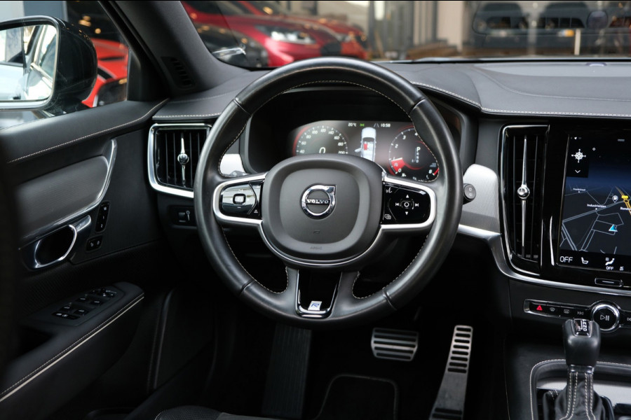 Volvo V90 2.0 T5 R-Design *59dkm* |Wegklapbare Trekhaak| Nieuwstaat!! Leder/Alcantara Camera/Navigatie