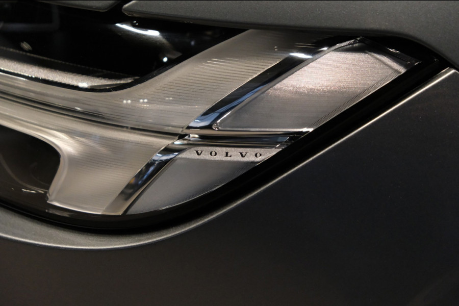 Volvo V90 2.0 T5 R-Design *59dkm* |Wegklapbare Trekhaak| Nieuwstaat!! Leder/Alcantara Camera/Navigatie