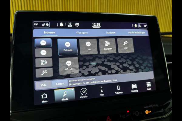 Jeep Compass 4xe 240 Plug-in Hybrid Electric S PANO|ALPINE SOUND|ACC|360 CAM|STOELVENTILATIE|19 INCH