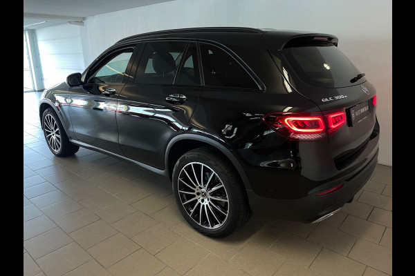 Mercedes-Benz GLC 300e 4MATIC AIRCO NAVI CRUISE BLUETOOTH TREKHAAK PRIVACYGLAS NIEUWSTAAT