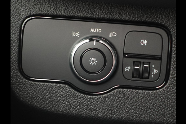 Mercedes-Benz Sprinter 315 Automaat Bakwagen Laadklep Meubelbak Airco Cruise Control Camera Apple Carplay Navigatie