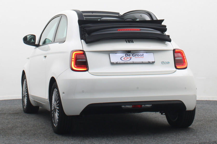 Fiat 500C Icon 42 kWh Cabrio Climate, Cruise, Apple Carplay, Camera, Stoelverwarming