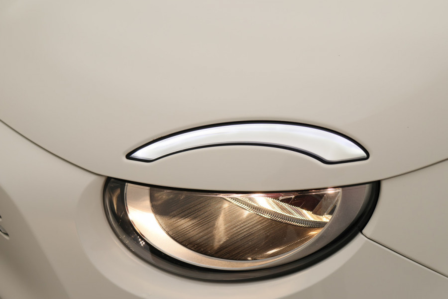 Fiat 500C Icon 42 kWh Cabrio Climate, Cruise, Apple Carplay, Camera, Stoelverwarming
