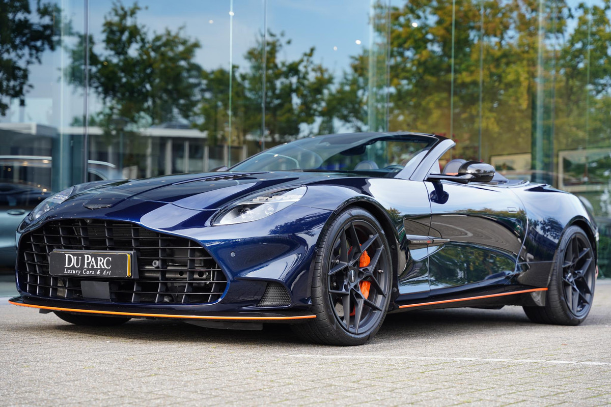 Aston Martin Vanquish 5.2 V12 Volante / FULL CARBON INTERIOR + EXTERIOR