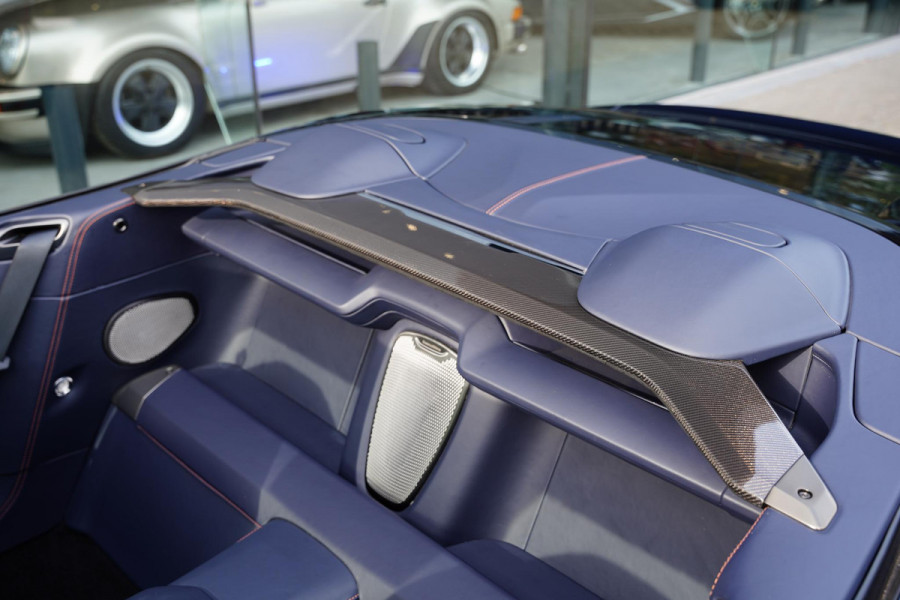 Aston Martin Vanquish 5.2 V12 Volante / FULL CARBON INTERIOR + EXTERIOR