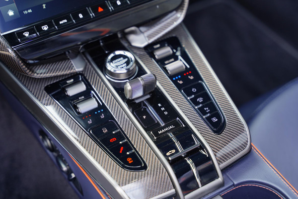Aston Martin Vanquish 5.2 V12 Volante / FULL CARBON INTERIOR + EXTERIOR