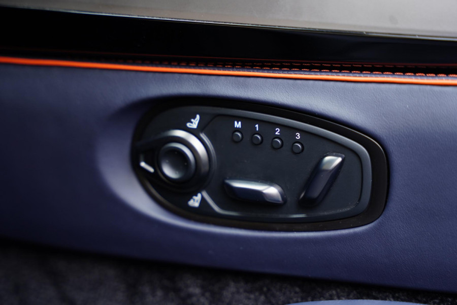 Aston Martin Vanquish 5.2 V12 Volante / FULL CARBON INTERIOR + EXTERIOR