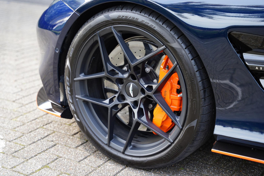 Aston Martin Vanquish 5.2 V12 Volante / FULL CARBON INTERIOR + EXTERIOR
