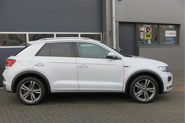 Volkswagen T-Roc 1.5 TSI 150pk DSG Sport Business R-Line Keyless, LED,Camera, Virtual cockpit,Navigatie, Stoelverwarming, Electr. Achterklep. Schakelmogelijkheid aan stuurwiel, etc