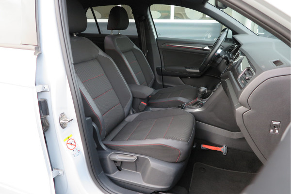 Volkswagen T-Roc 1.5 TSI 150pk DSG Sport Business R-Line Keyless, LED,Camera, Virtual cockpit,Navigatie, Stoelverwarming, Electr. Achterklep. Schakelmogelijkheid aan stuurwiel, etc