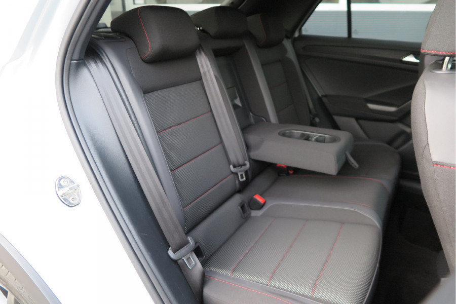 Volkswagen T-Roc 1.5 TSI 150pk DSG Sport Business R-Line Keyless, LED,Camera, Virtual cockpit,Navigatie, Stoelverwarming, Electr. Achterklep. Schakelmogelijkheid aan stuurwiel, etc