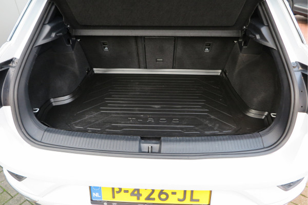 Volkswagen T-Roc 1.5 TSI 150pk DSG Sport Business R-Line Keyless, LED,Camera, Virtual cockpit,Navigatie, Stoelverwarming, Electr. Achterklep. Schakelmogelijkheid aan stuurwiel, etc