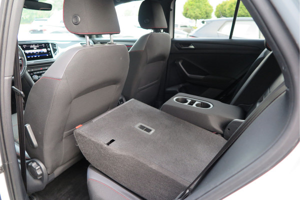 Volkswagen T-Roc 1.5 TSI 150pk DSG Sport Business R-Line Keyless, LED,Camera, Virtual cockpit,Navigatie, Stoelverwarming, Electr. Achterklep. Schakelmogelijkheid aan stuurwiel, etc
