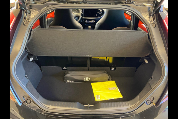 Toyota Aygo X 1.0 VVT-i S-AUTOMAAT CABRIO PREMIUM GARANTIE 2035! . CABRIO-DAK . JBL AUDIO . PARKEERSENSOREN VOOR & ACHTER . EN MEER…..
