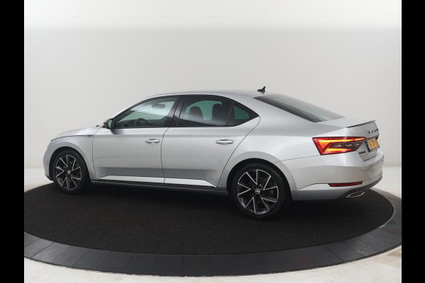 Škoda Superb 1.5 TSI ACT Sportline Business | Leder/Alcantara | Adaptive cruise | Stuur/stoel verwarming | Memory | Virtual Dashboard | Camera | Park assist | Navigatie | Carplay |
