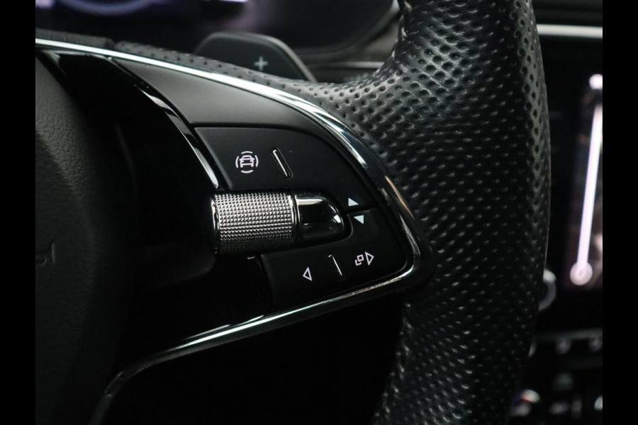 Škoda Superb 1.5 TSI ACT Sportline Business | Leder/Alcantara | Adaptive cruise | Stuur/stoel verwarming | Memory | Virtual Dashboard | Camera | Park assist | Navigatie | Carplay |