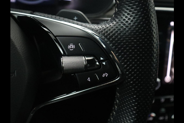 Škoda Superb 1.5 TSI ACT Sportline Business | Leder/Alcantara | Adaptive cruise | Stuur/stoel verwarming | Memory | Virtual Dashboard | Camera | Park assist | Navigatie | Carplay |