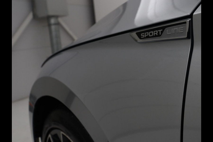 Škoda Superb 1.5 TSI ACT Sportline Business | Leder/Alcantara | Adaptive cruise | Stuur/stoel verwarming | Memory | Virtual Dashboard | Camera | Park assist | Navigatie | Carplay |