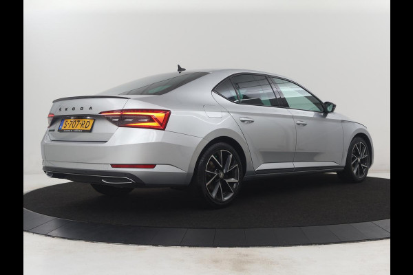 Škoda Superb 1.5 TSI ACT Sportline Business | Leder/Alcantara | Adaptive cruise | Stuur/stoel verwarming | Memory | Virtual Dashboard | Camera | Park assist | Navigatie | Carplay |