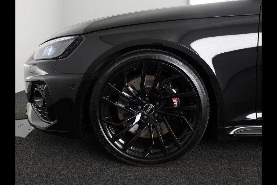 Audi A4 Avant 2.9 TFSI RS 4 quattro 450pk | Panoramadak | Adaptive cruise controle | Matrix | Trekhaak | Elektrisch verstelbare voorstoelen met geheugen | Stoelverwarming voor en achter