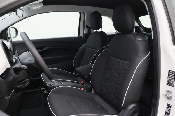 Fiat 500C Icon 42 kWh Camera, Apple Carplay, Keyless, Stoelverwarming, Dodehoeksensor, PDC