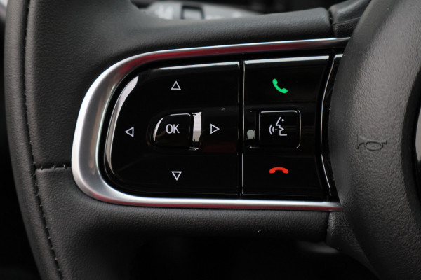 Fiat 500C Icon 42 kWh Camera, Apple Carplay, Keyless, Stoelverwarming, Dodehoeksensor, PDC
