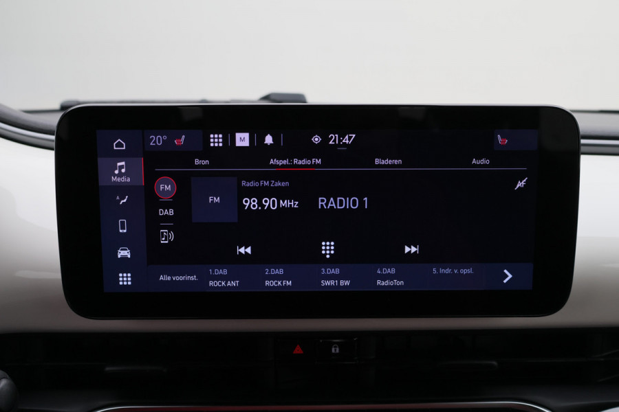 Fiat 500C Icon 42 kWh Camera, Apple Carplay, Keyless, Stoelverwarming, Dodehoeksensor, PDC