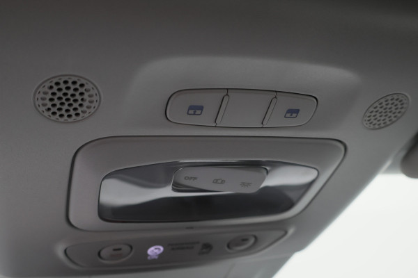 Fiat 500C Icon 42 kWh Camera, Apple Carplay, Keyless, Stoelverwarming, Dodehoeksensor, PDC