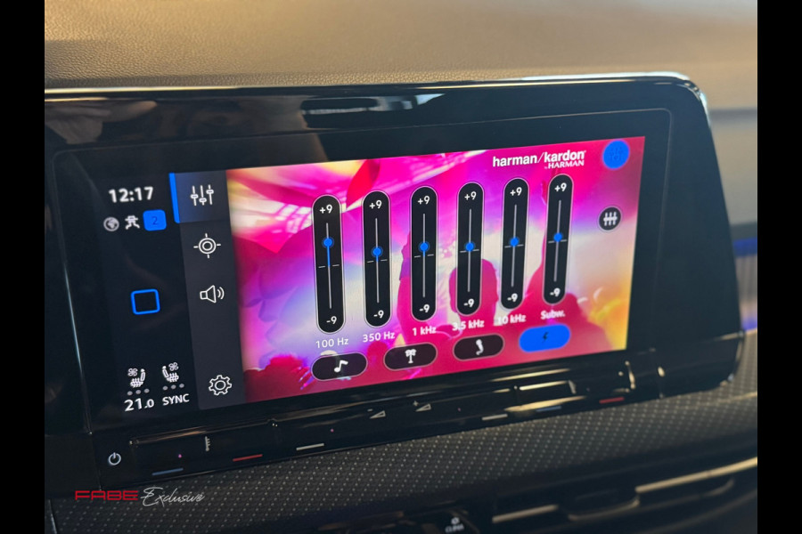 Volkswagen Golf 2.0 TSI R 4Motion / Akrapovic / Memory / Pano / H/K / HUD / Stoelventilatie / IQ Lights / Drift / Camera / Carplay