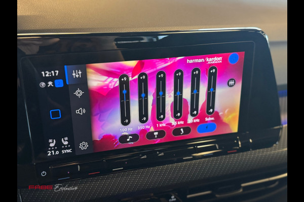 Volkswagen Golf 2.0 TSI R 4Motion / Akrapovic / Memory / Pano / H/K / HUD / Stoelventilatie / IQ Lights / Drift / Camera / Carplay